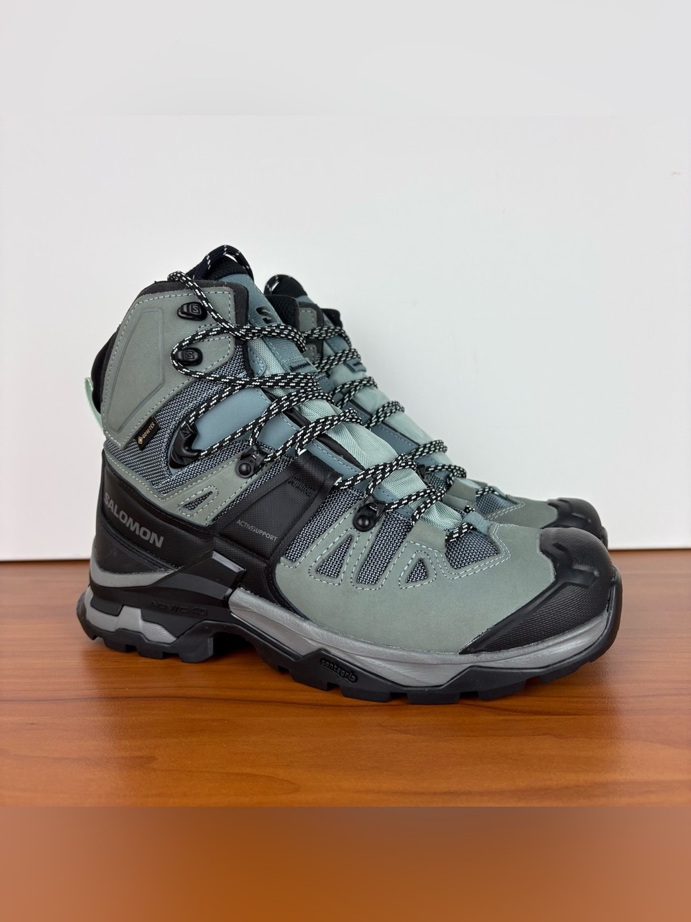 Salomon Quest 4 GoreTex Waterproof Hiking Boots